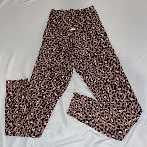 Aerie OFFLINE Crossover leggings cheetah print petite length